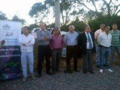 M�s de 70 familia recibieron su oblea en Las Pampitas