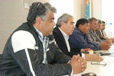  Los petroleros y las operadoras firmaron un acta para estar en paz