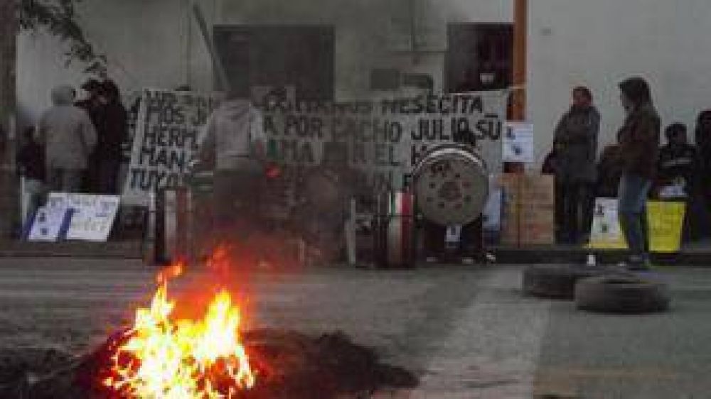 Vecinos tomaron pac�ficamente la Fiscal�a de Santa Mar�a