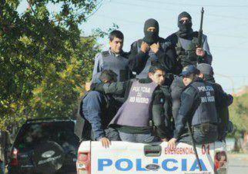 Liberan a mujeres detenidas en m�ltiples allanamientos