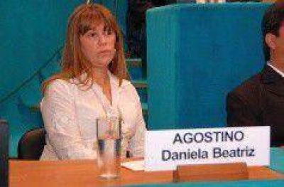 �El gobierno sigue avanzando sobre los derechos de los docentes�