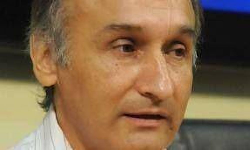 El ministro Soto desmiente el cierre de aulas en el CEP N� 25