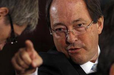 Ernesto Sanz contra Marcelo Fuentes: "Comparar a los jueces con militares golpistas es un exceso"