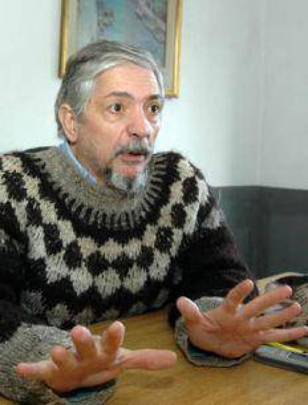 La iglesia ech� al cura que apoy� el matrimonio igualitario