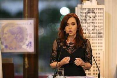 Promulgan la ley para empleadas dom�sticas