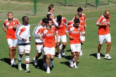 Con la vuelta de Ponzio, Ram�n ya tiene su equipo para el domingo