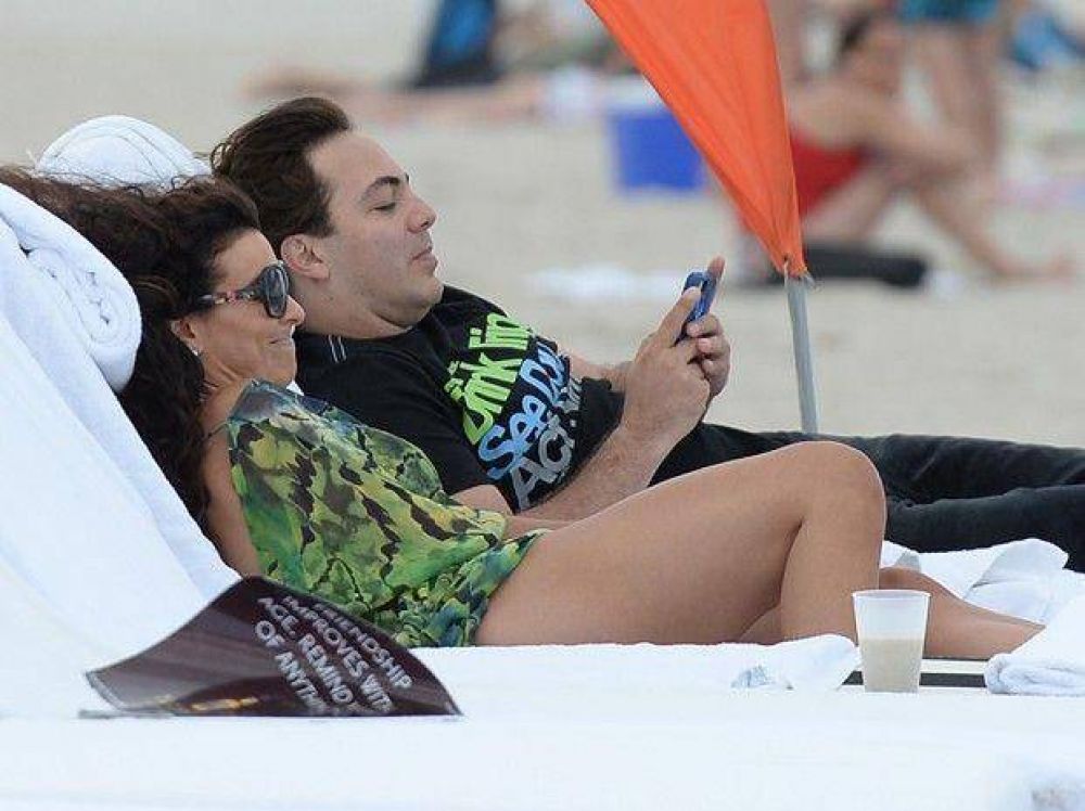 Cristian Castro y Valeria Liberman, nuevamente juntos