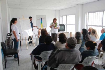 San Miguel - Se realiz� una charla sobre diabetes