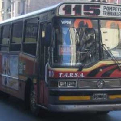 Asaltan a chofer y como no ten�a plata le cortan un dedo