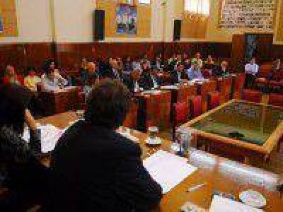 La oposici�n fue recibida por Marcelo Artime donde debatieron sobre la creaci�n de la polic�a municipal