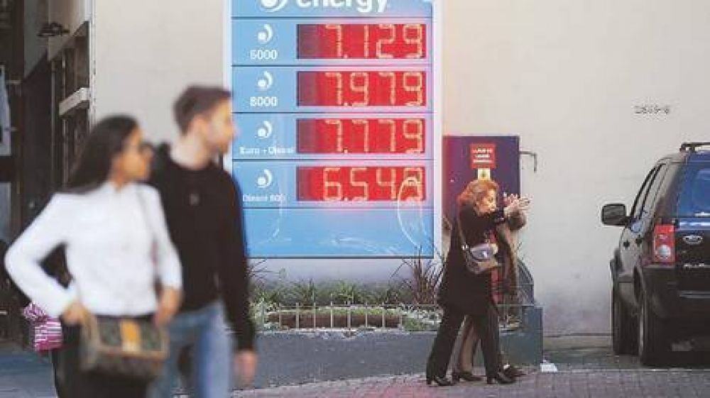 Despu�s de YPF, tambi�n aumentan las naftas Shell, Esso y Oil