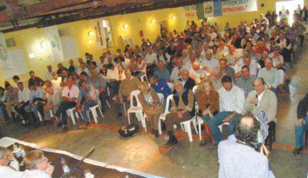 Mesa de Enlace: ruralistas pidieron "hacer desaparecer" al gobierno