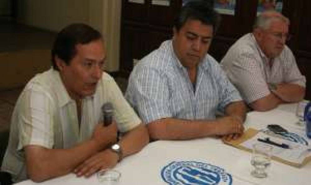 Tras los cruces, unidad gremial por un pedido G