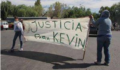 Corte de ruta e incidentes en el pedido de justicia por Kevin	