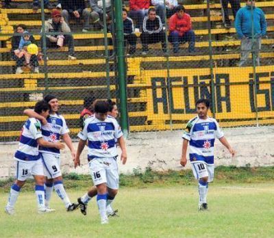 Policial no "ayud�" y Villa Cubas qued� eliminado