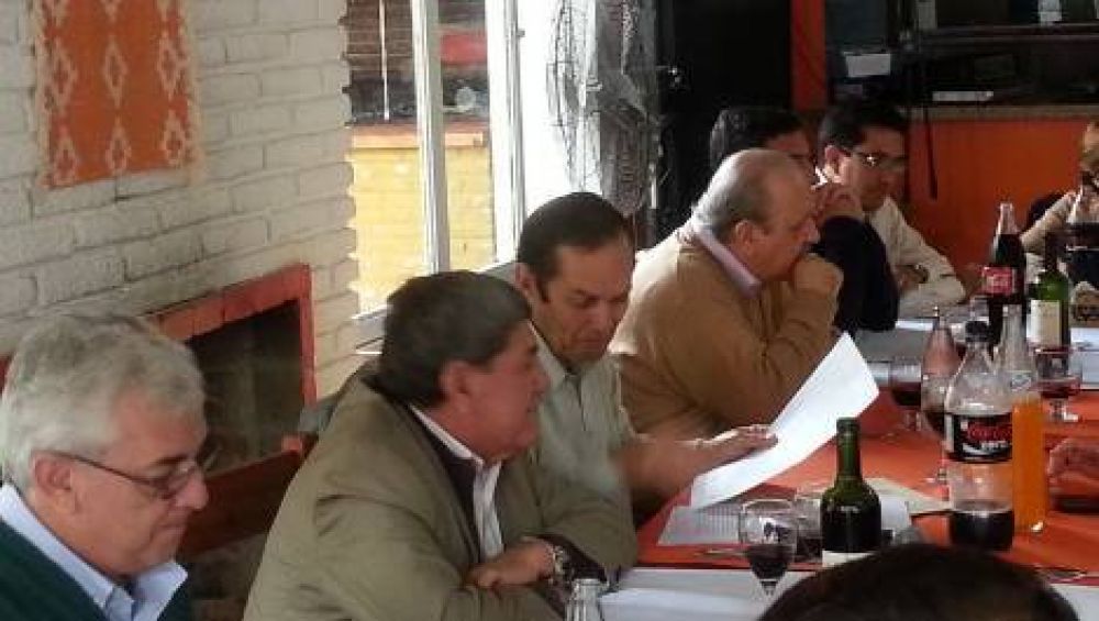 Duro discurso de Brizuela del Moral en encuentro radical