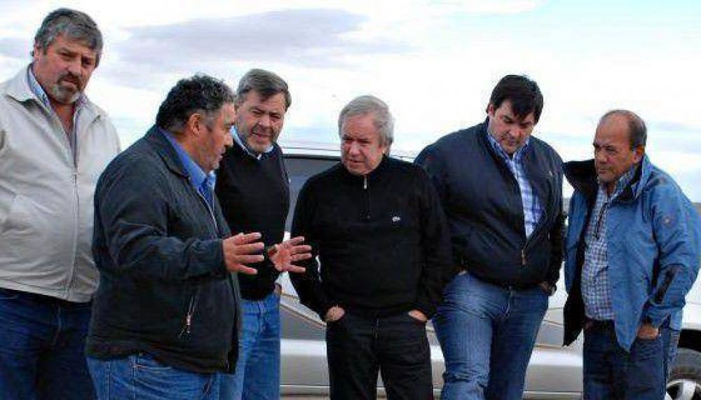 Gobernador recorri� obras de saneamiento con el presidente de SPSE