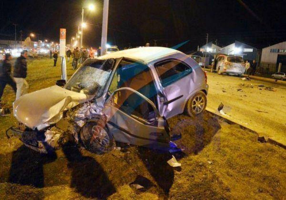 Seis heridos tras choque de cinco autos en la ca�tica salida de personal de BGH