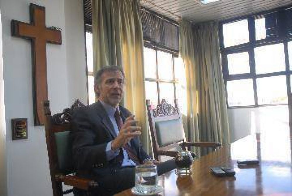 Mansilla: "Esto es muy peligroso para la rep�blica"