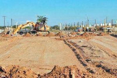 Comenz� la obra del puente sobre la avenida Lugones