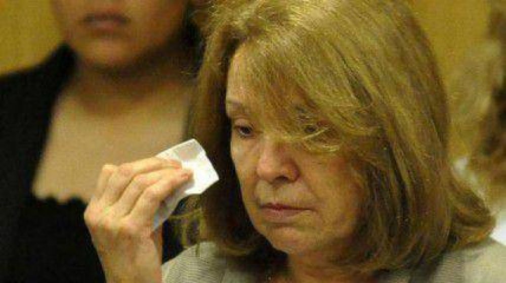 Freydoz sigue con asistencia respiratoria mec�nica