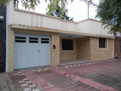 Se mat� al caer de una escalera 