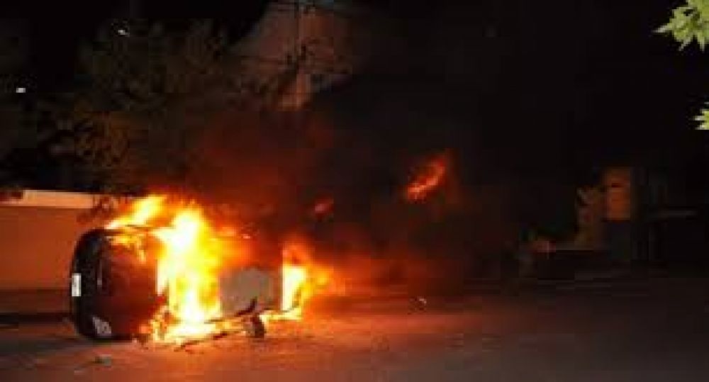 Mutti est� acusado de los delitos de intimidaci�n p�blica, da�o agravado e incendio
