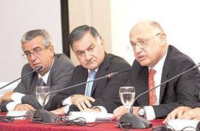 Schepens particip� de una reuni�n por la cumbre de alcaldes