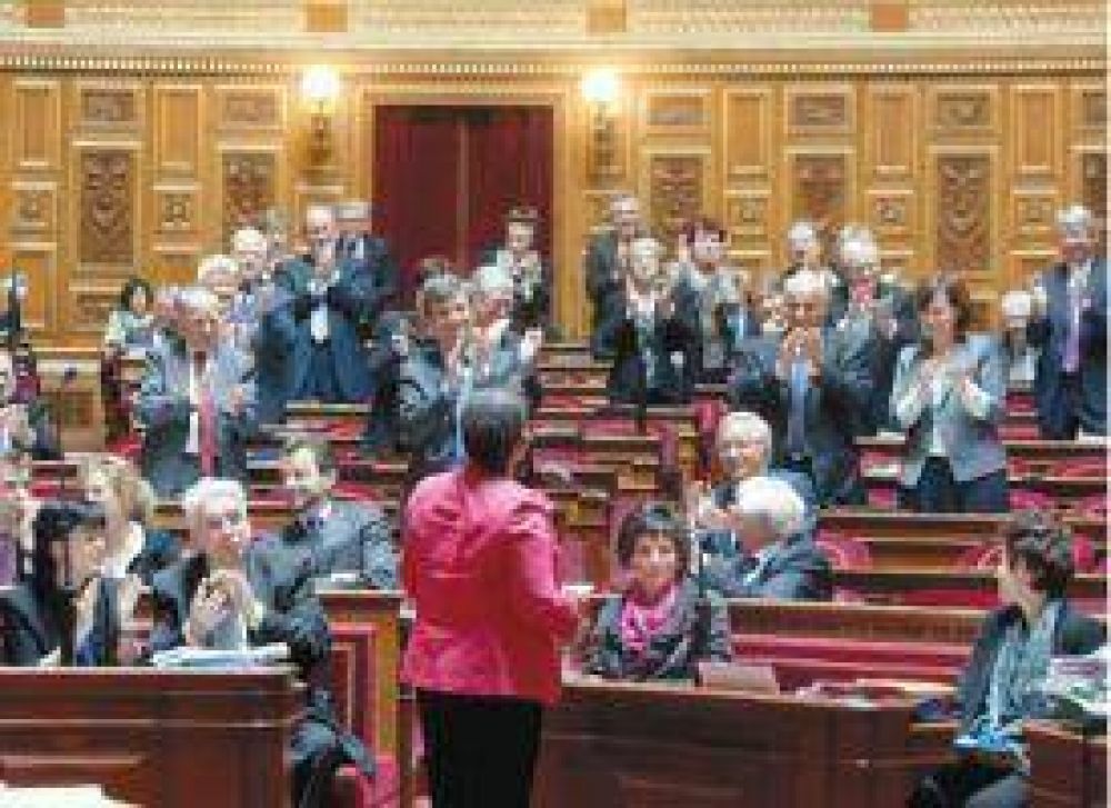 Francia tambi�n aprob� la ley que permite el matrimonio igualitario