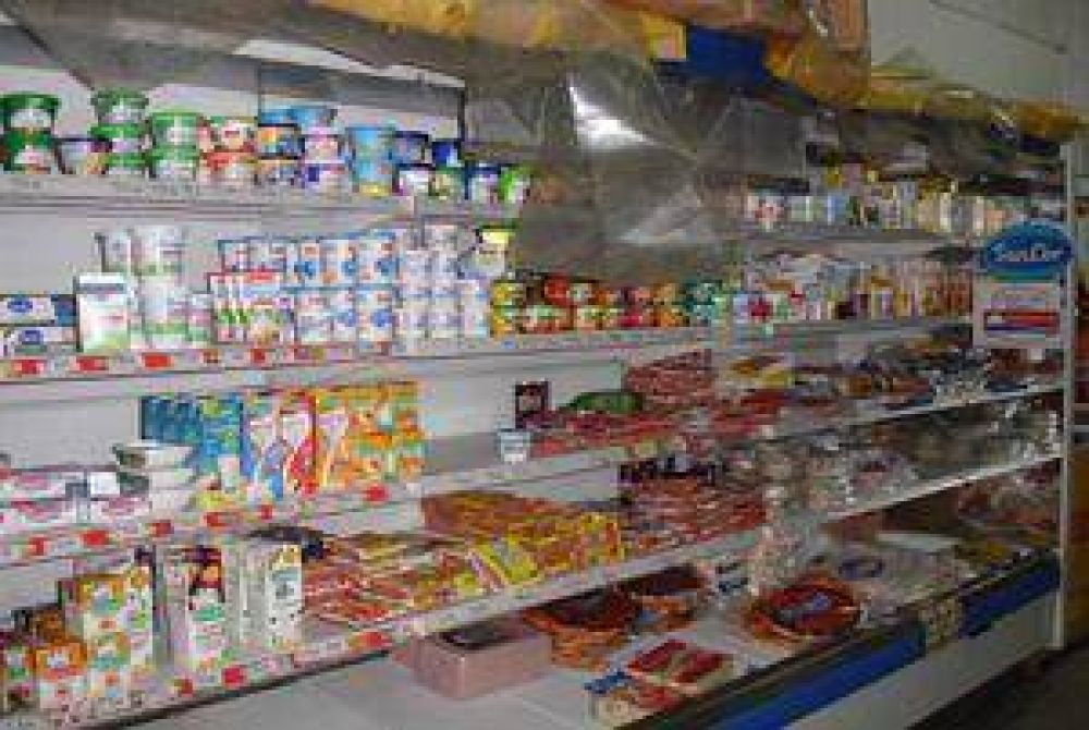 Clausuran supermercado por no cumplir con la cadena de fr�o en los alimentos