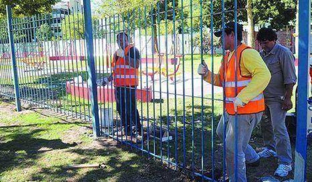 Cr�ticas al PRO por el Parque Centenario