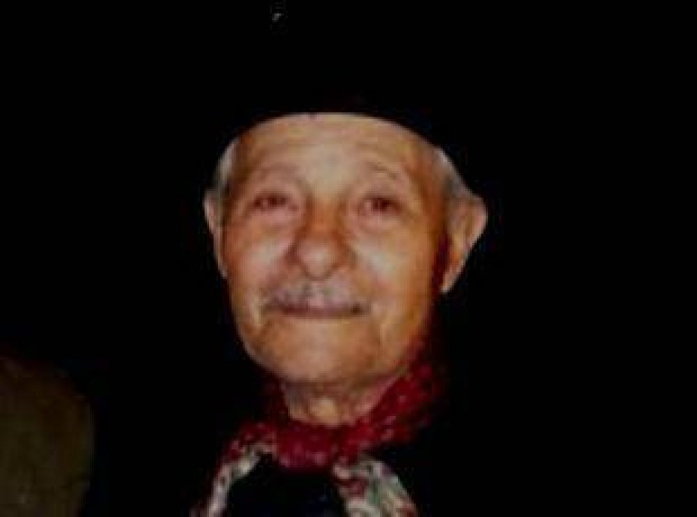 Merecido homenaje a Rufino Leguizam�n.	 