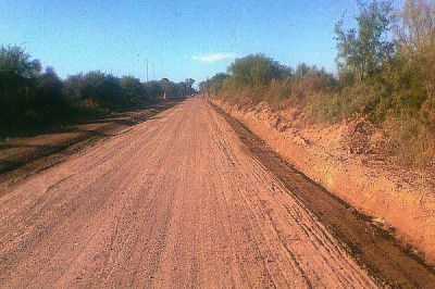 Vialidad Provincial realiz� tareas en distintos caminos y rutas