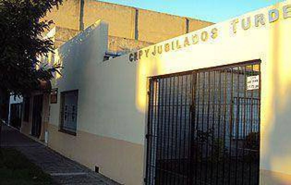 M�s de tres d�cadas reuniendo abuelos