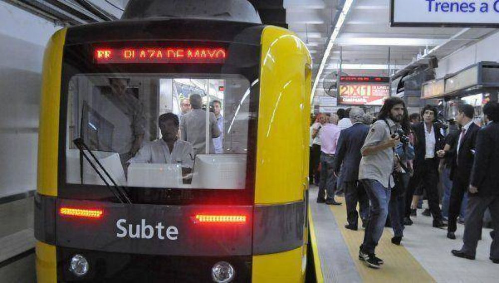 Casi 500 pungas aterrorizan a los pasajeros del subte