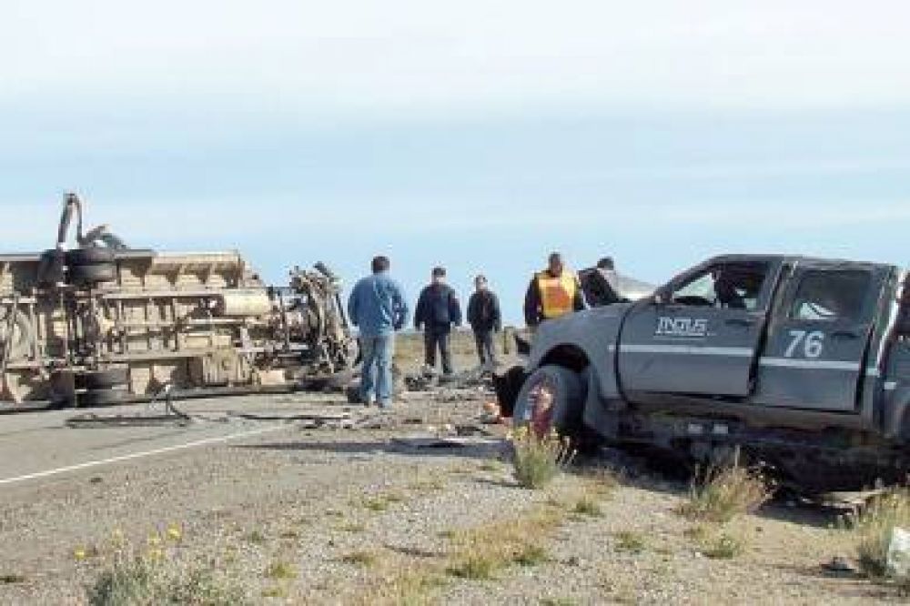Un menor con lesiones graves y un muerto en tragico accidente