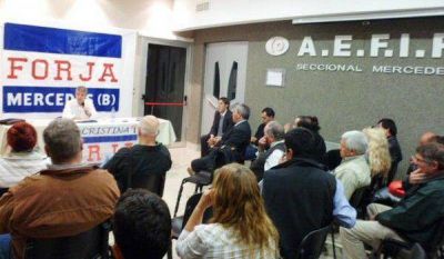 FORJA Mercedes se present� en sociedad