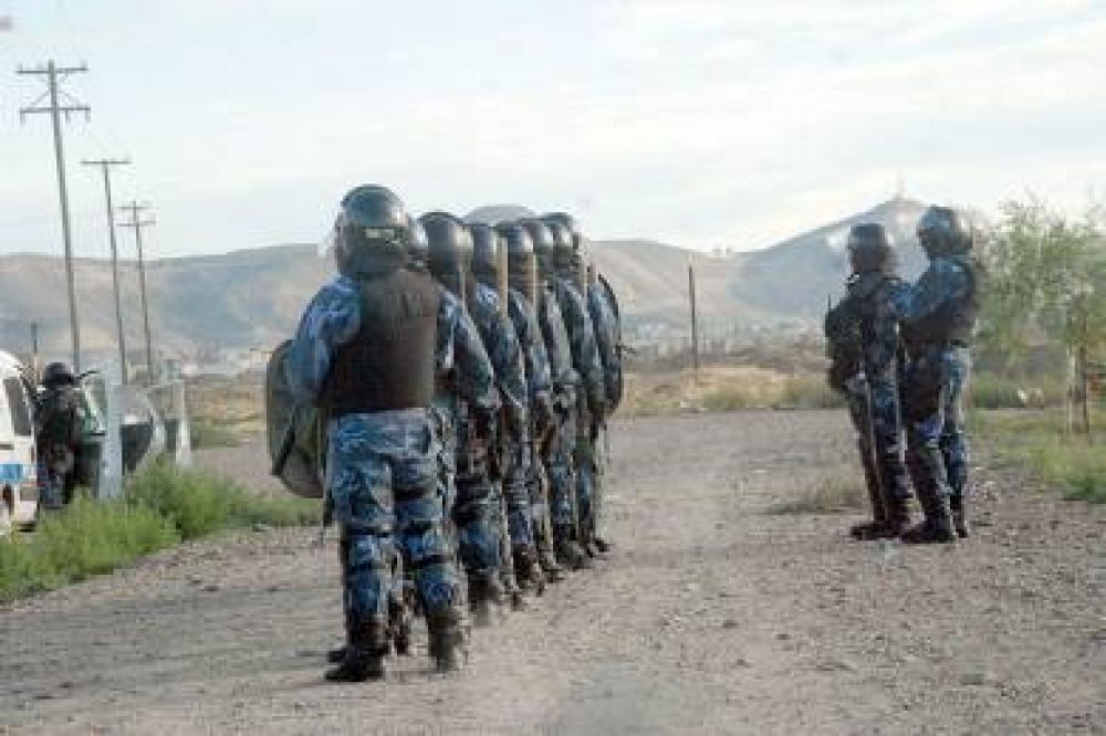3 heridos de bala, uno se encuentra grave, en Standard norte de Km. 8