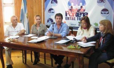 Crean programa para fortalecer las escuelas rurales