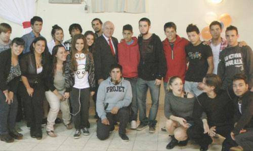 El Frente Amplio Progresista de Pilar empieza a jugar su campa�a 2013