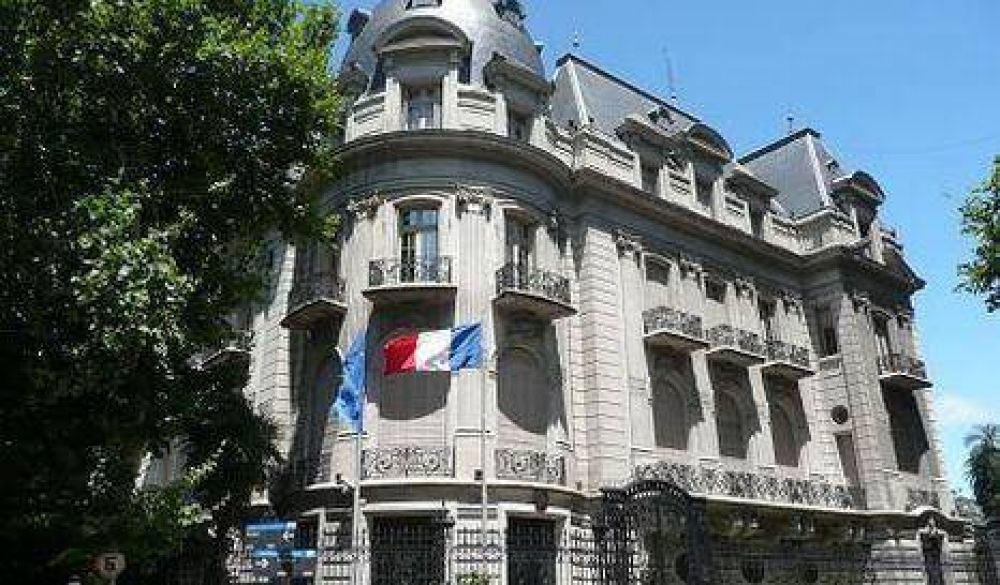 Restauran el Palacio Ortiz Basualdo