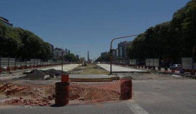Finaliz� el trasplante de �rboles en la 9 de Julio