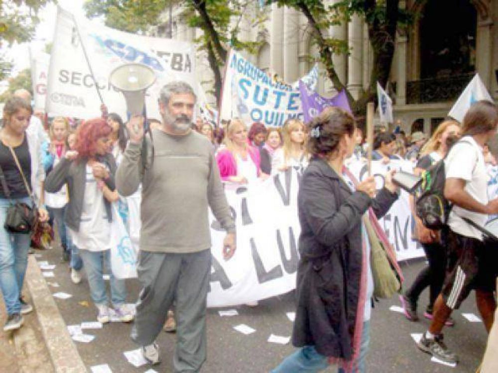 Dura respuesta de SUTEBA Granate