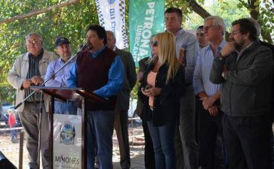El Gobernador Maurice Closs anunci� fondos por tres millones de pesos para productores
