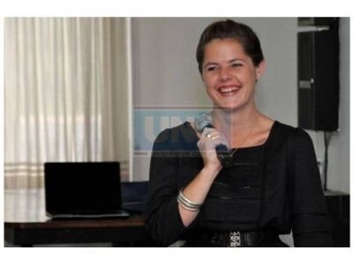 Becan a profesionales entrerrianos para que se especialicen en el exterior