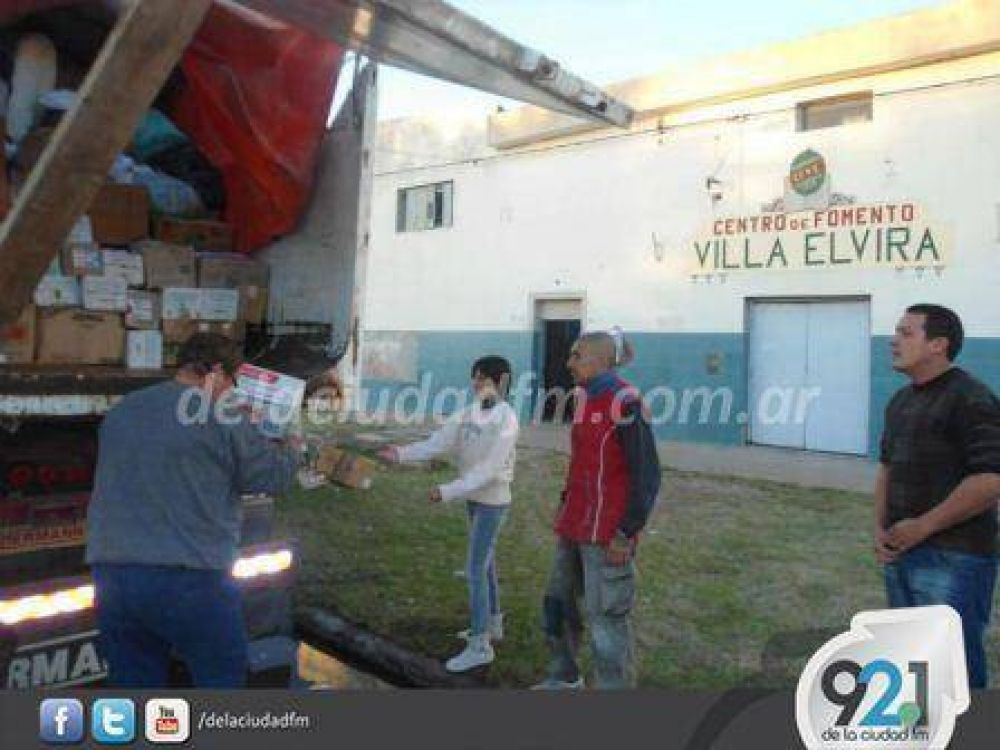 Entregaron en Villa Elvira m�s donaciones del distrito 