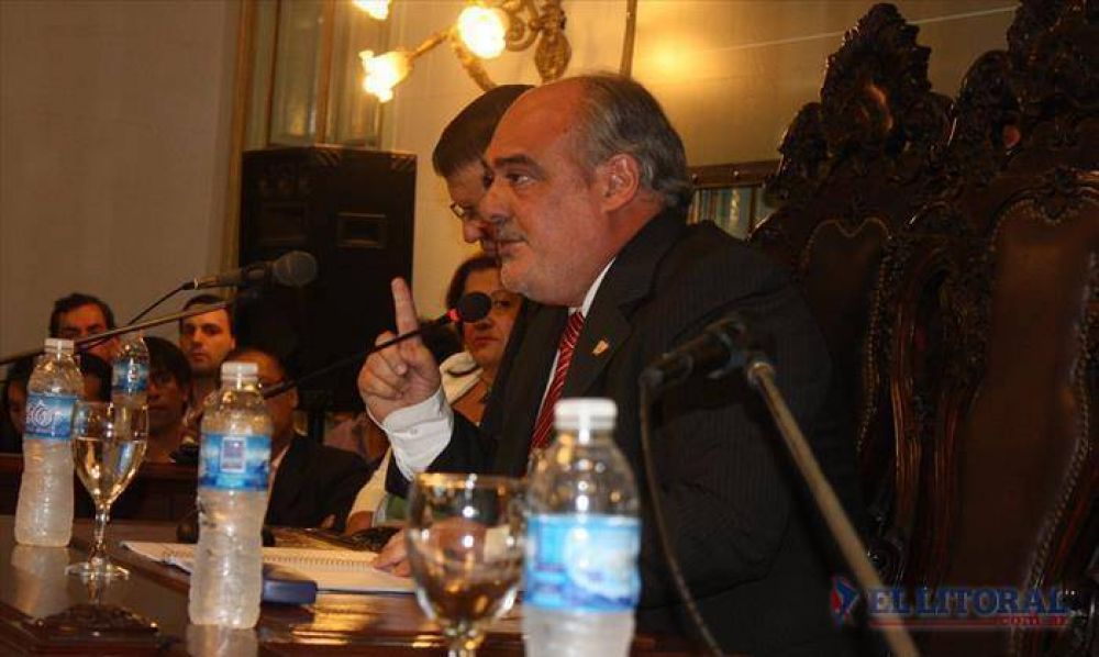 Colombi vs el kirchnerismo: �Somos la �nica provincia con equilibrio fiscal�
