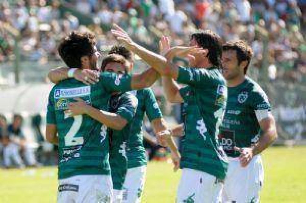Sarmiento gan� un partidazo ante Patronato y mantiene viva la ilusi�n del ascenso
