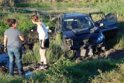 Cuatro mujeres bolivarenses volcaron en la Ruta 226