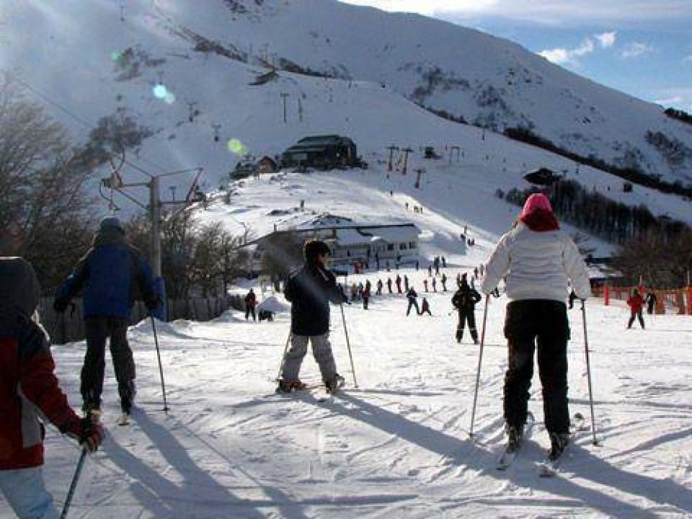 Bayo anuncia que este invierno pisar� las Pistas Provinciales